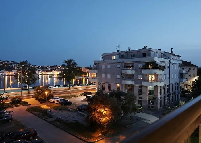 Sunny Side Daire Trogir